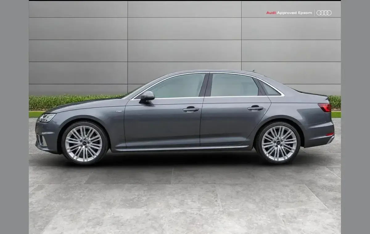 Used Audi A4 S-Line 148 HP (108 kW) 2019 Grey Sedan