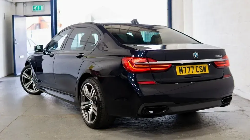 Used BMW 730L M Sport 265 HP (194 kW) 2015 Black Sedan