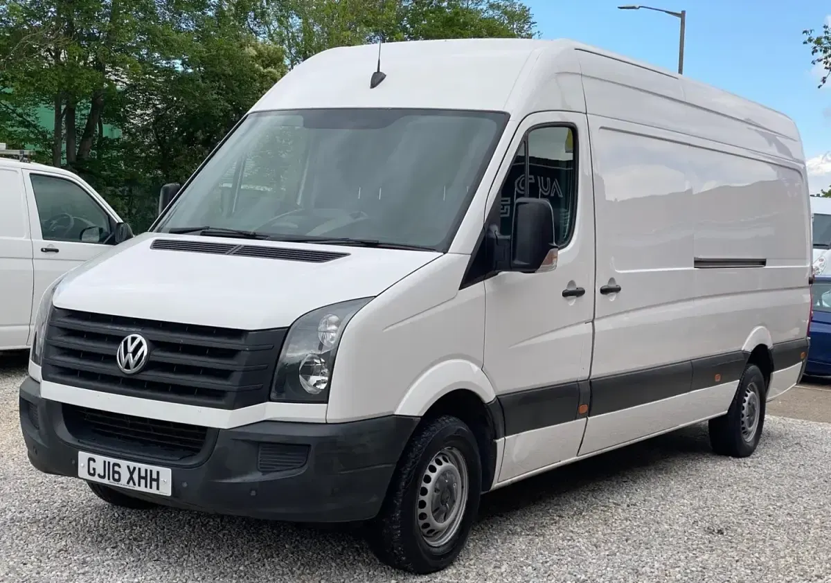 Usado VW Crafter 163 HP (119 kW) 2016 Branco Van