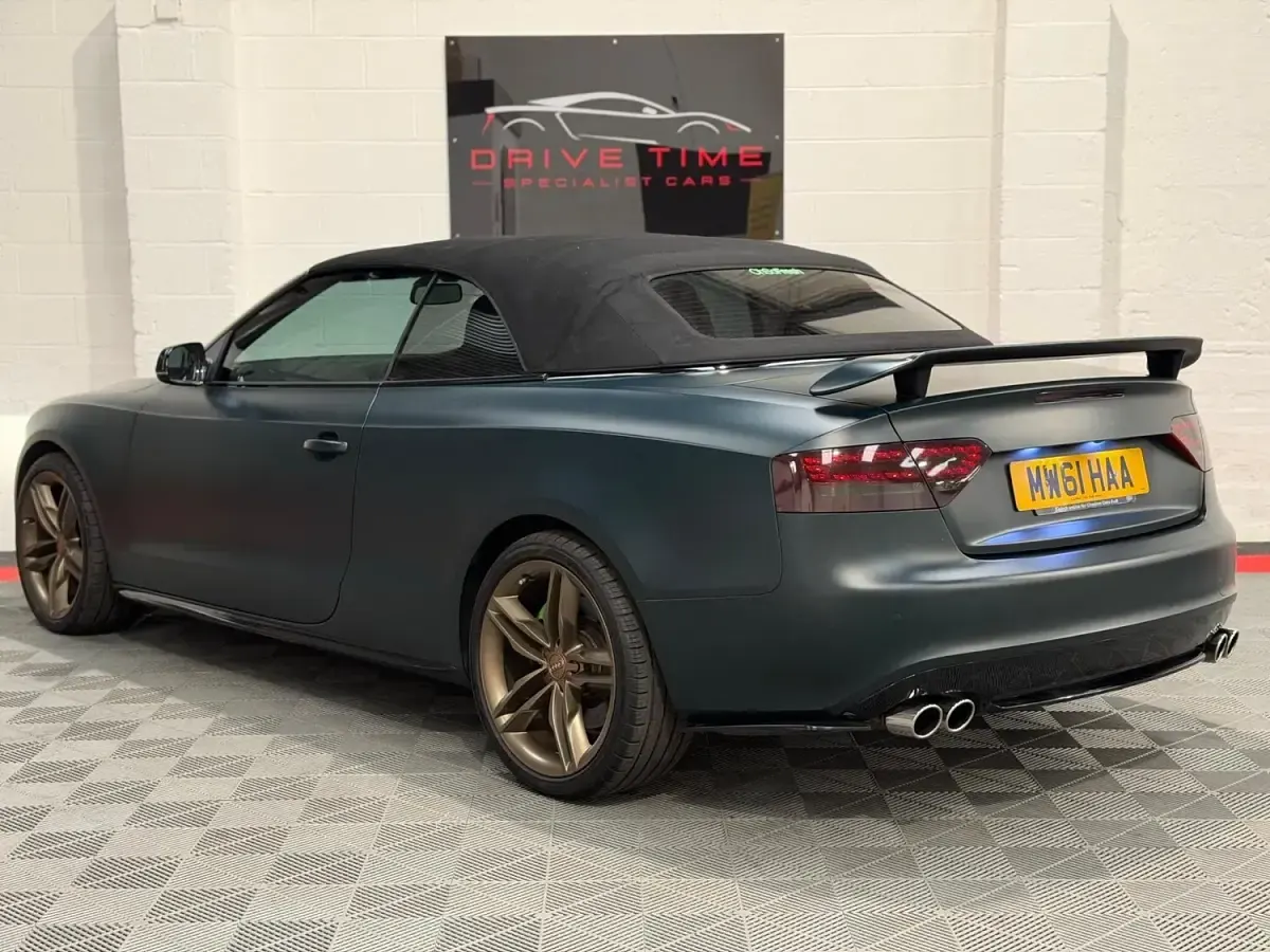 Used Audi S5 Cabriolet 333 HP (244 kW) 2012 Black Cabriolet
