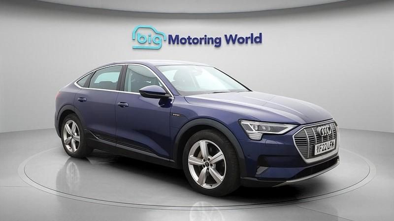 Begagnad Audi e-tron 295 kW (402 HK) 2022 SUV