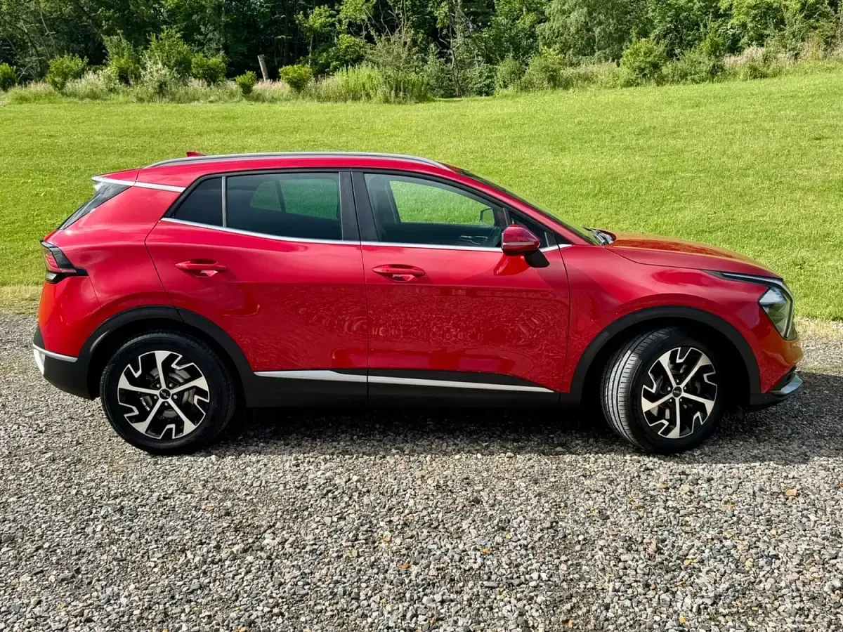 Used Kia Sportage Launch Edition 148 HP (108 kW) 2022 Red SUV