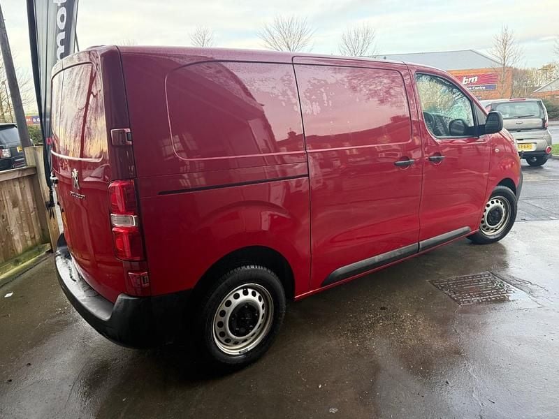 Used Peugeot Expert Premium 2023 Red Van