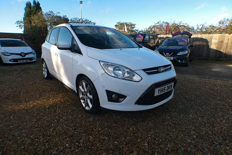 White Used 2015 Ford C-MAX Titanium MPV | £4,295 (Good price) - Image 1/1