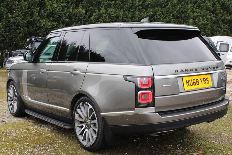 Used Land Rover Range Rover Autobiography 339 HP (249 kW) 2018 Silver SUV