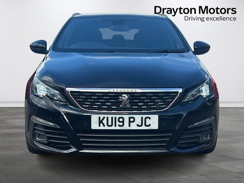 Used Peugeot 308 SW GT-line 130 HP (95 kW) 2019 Black Estate