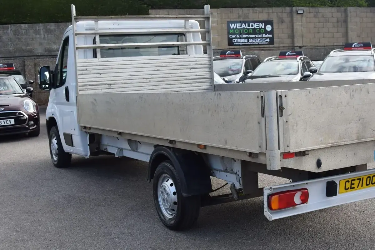 Used Citroën Relay 140 HP (102 kW) 2021 White Van