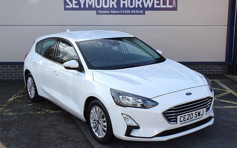Used Ford Focus Titanium 125 HP (91 kW) 2020 White Hatchback