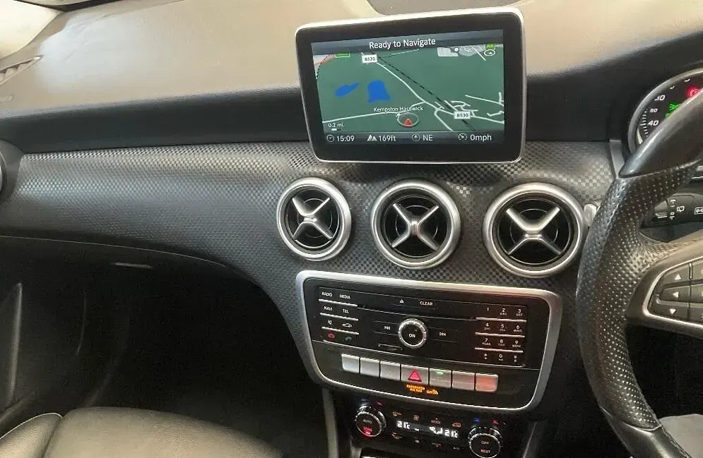 Used Mercedes A180 2016 Red Hatchback