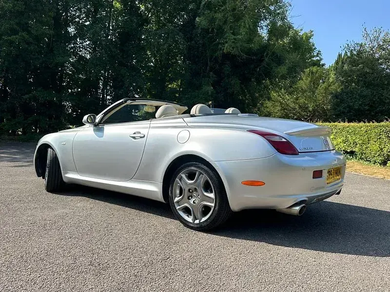 Used Lexus SC430 2007 Silver Cabriolet