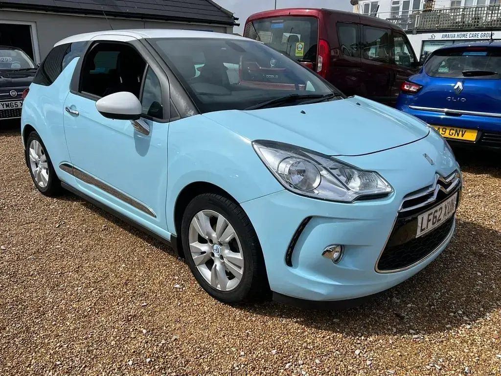 Used Citroën DS3 120 HP (88 kW) 2012 Blue Hatchback