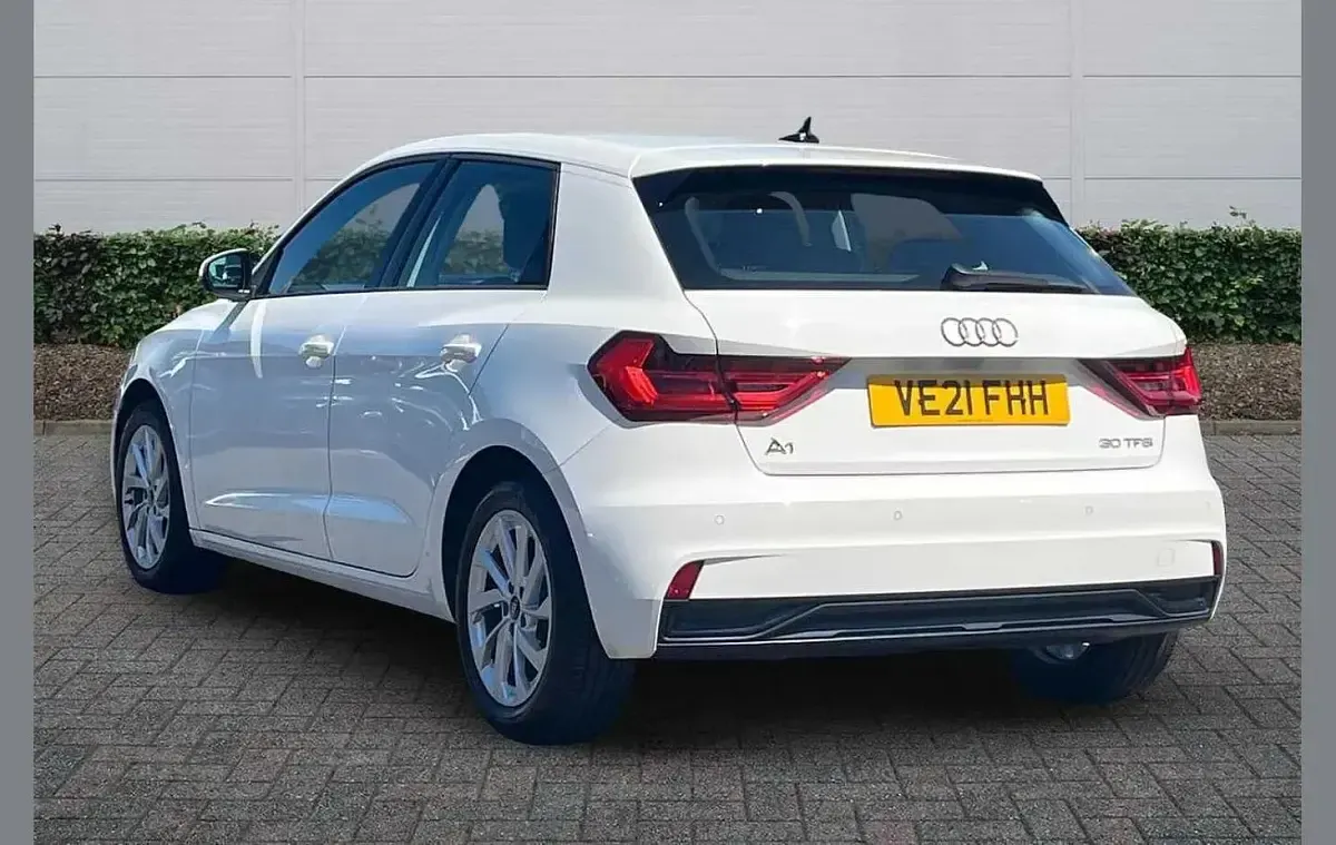 Used Audi A1 Sport 108 HP (79 kW) 2021 White SUV