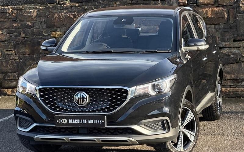 Used MG ZS Excite 105 kW (143 HP) 2021 Black Hatchback