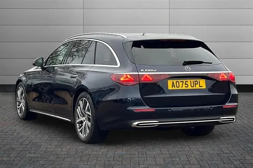 Used Mercedes E220 Premium 197 HP (144 kW) 2026 Unknown Estate