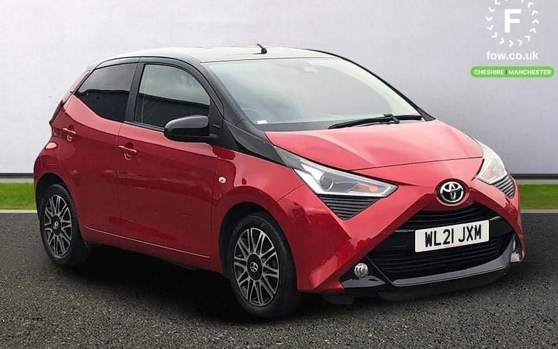 Red Used 2021 Toyota Aygo X-clusiv Hatchback | £9,699 (Fair price) - Image 1/4
