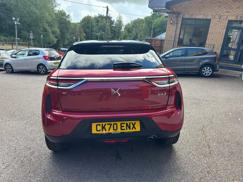 Used DS Automobiles DS3 Prestige 102 HP (75 kW) 2020 Red MPV
