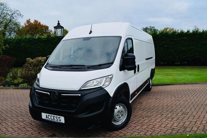 White Used 2023 Vauxhall Movano S Van | £15,995 (Super price) - Image 1/4