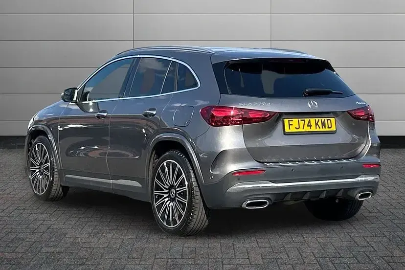 Used Mercedes GLA220 AMG Line Premium Plus 187 HP (137 kW) 2024 Grey SUV