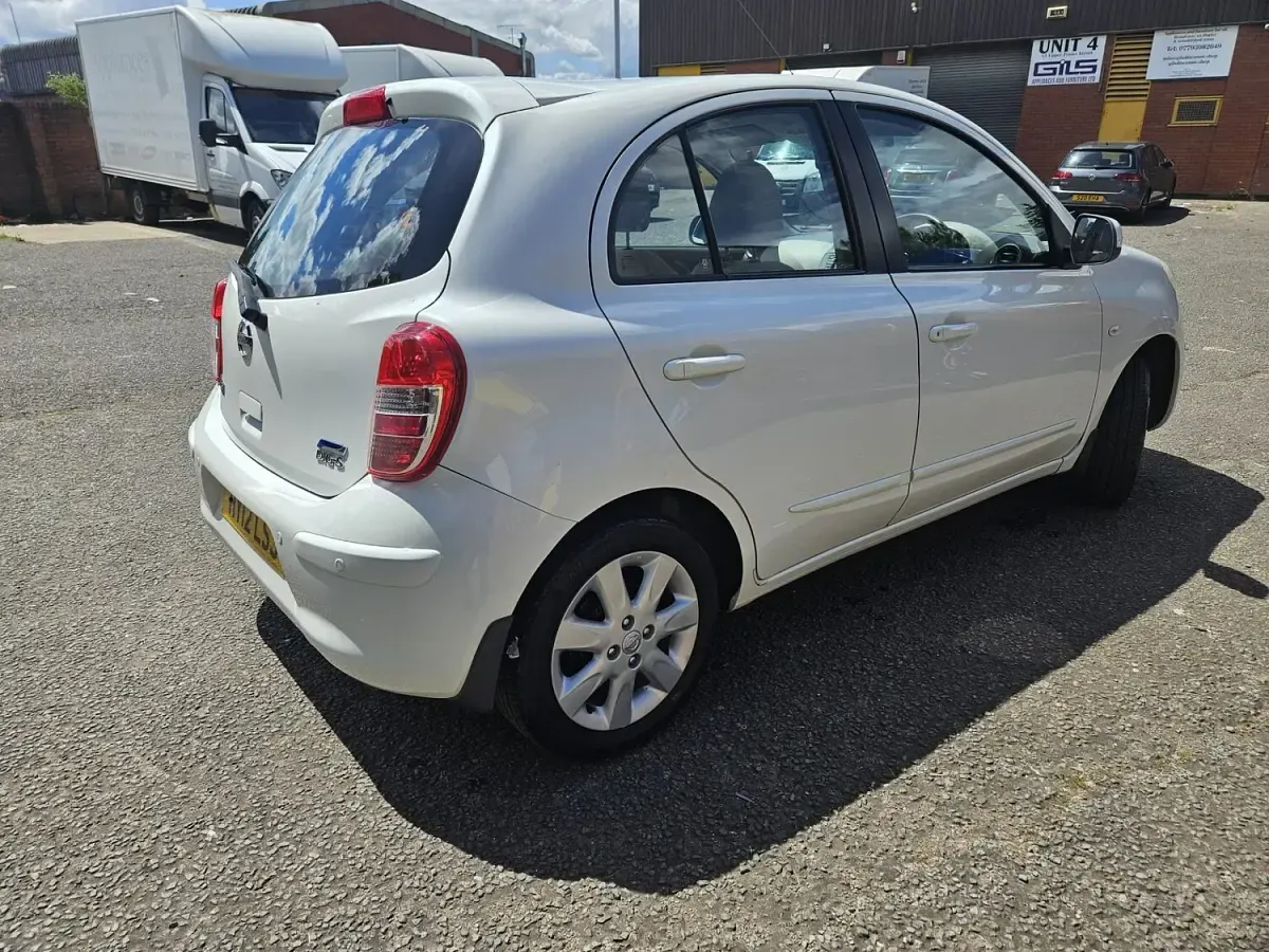 Used Nissan Micra Shiro 98 HP (72 kW) 2012 White Hatchback