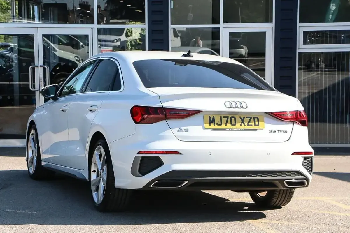 Used Audi A3 S-Line 148 HP (108 kW) 2020 White Sedan