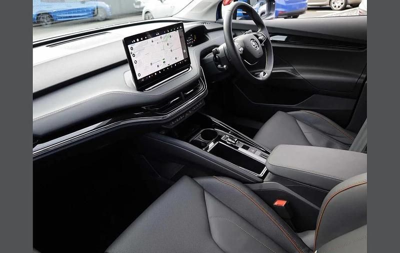 Used Skoda Enyaq iV 210 kW (286 HP) 2025 Race blue metallic SUV