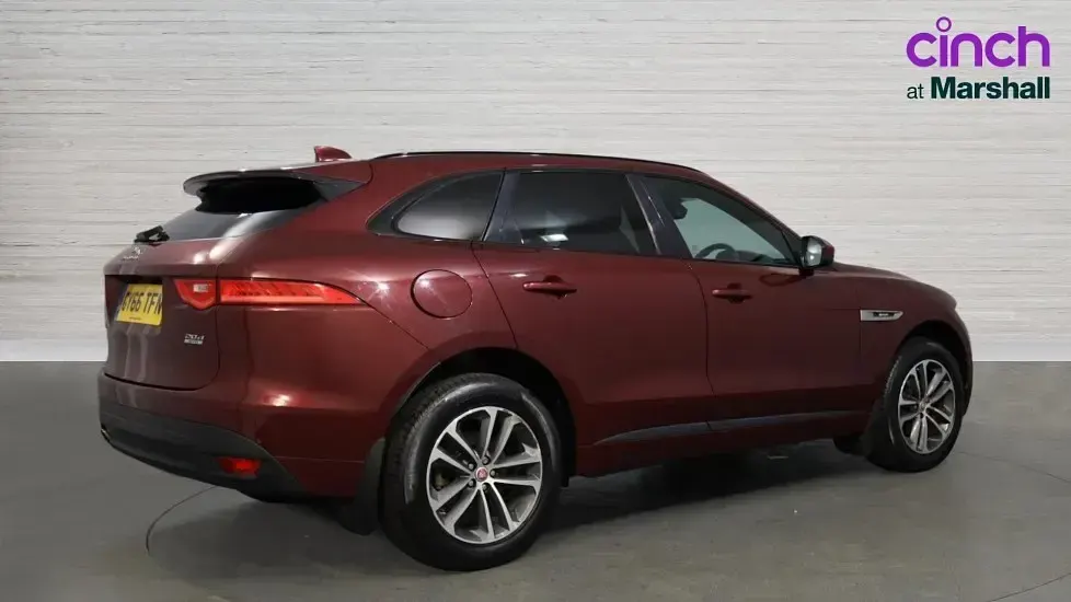 Used Jaguar F-Pace R-Sport 180 HP (132 kW) 2016 Red SUV