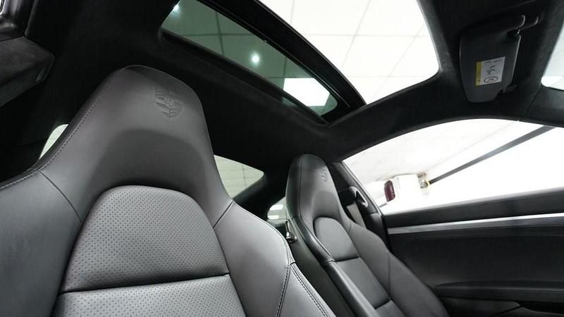 Used Porsche 911 Carrera 370 HP (272 kW) 2017 Grey Coupe