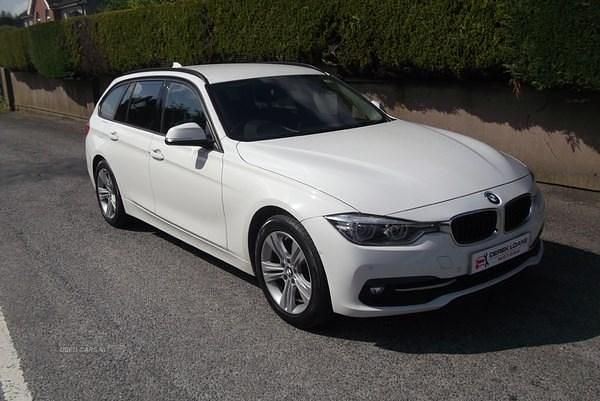 White Used 2018 BMW 318 Sport Line Estate | £11,995 (Super price) - Image 1/4