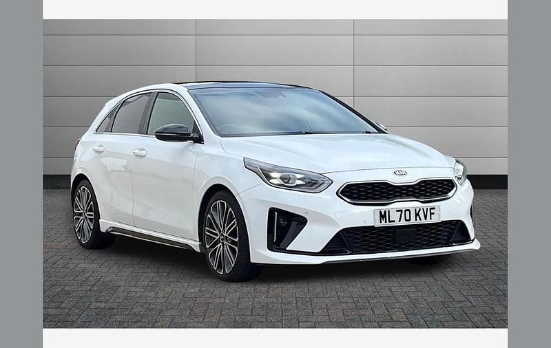 White Used 2020 Kia Ceed GT-Line S Hatchback | £15,595 (Fair price) - Image 1/2