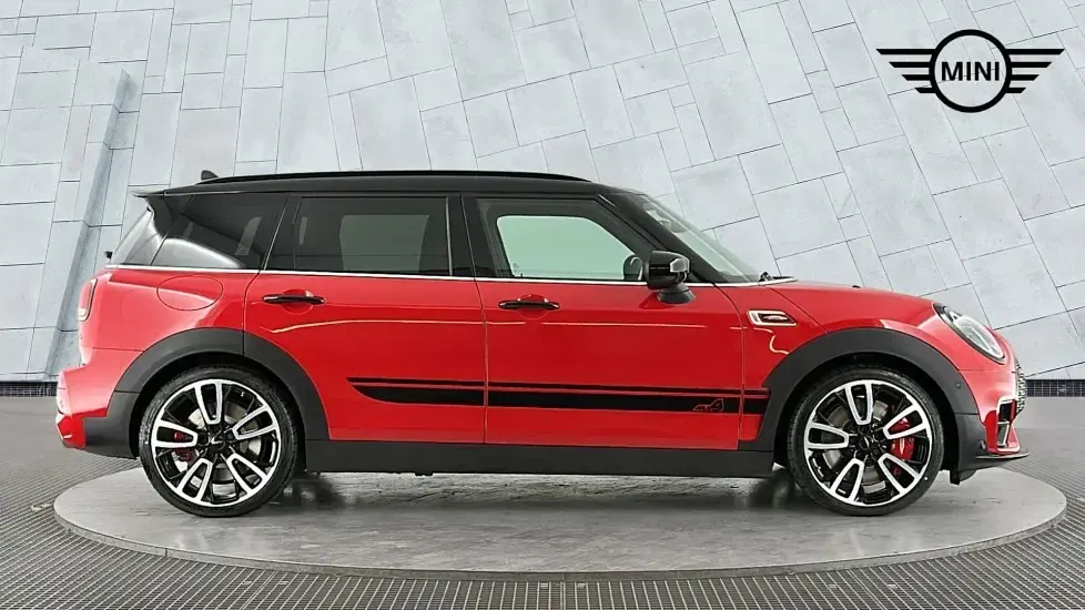 Used Mini John Cooper Works Clubman 302 HP (222 kW) 2022 Red Estate