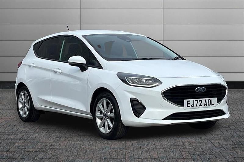 Used Ford Fiesta Trend 75 HP (55 kW) 2022 White Hatchback