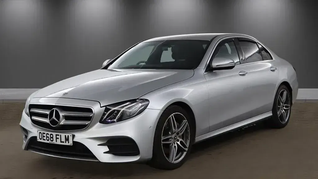 Used Mercedes E200 AMG line 184 HP (135 kW) 2018 Silver Sedan
