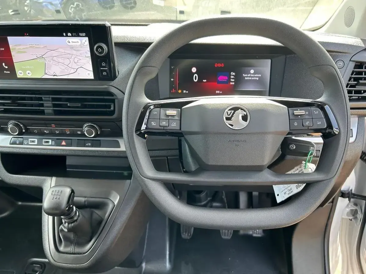 New Vauxhall Vivaro S 148 HP (108 kW) 2026 White MPV