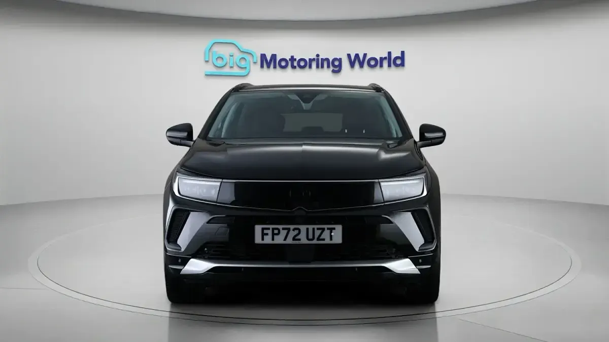 Gebraucht Vauxhall Grandland X Ultimate 129 PS (94 kW) 2022 Schwarz SUV