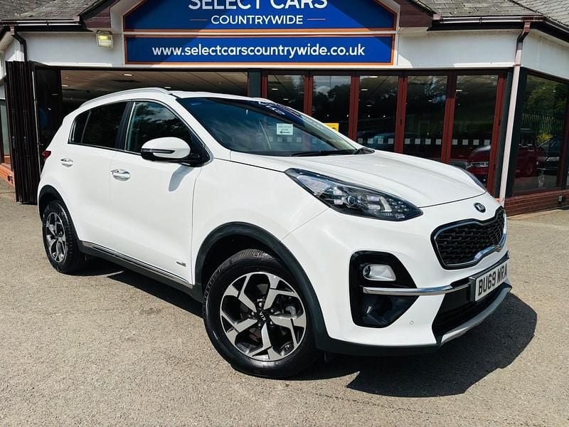 White Used 2019 Kia Sportage 2 SUV | £15,495 (A bit pricey) - Image 1/4