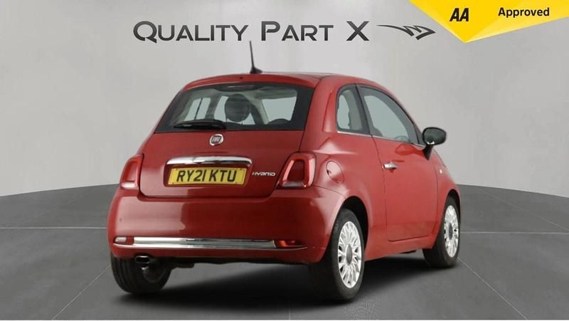 Used Fiat 500 Dolcevita 70 HP (51 kW) 2021 Red Hatchback