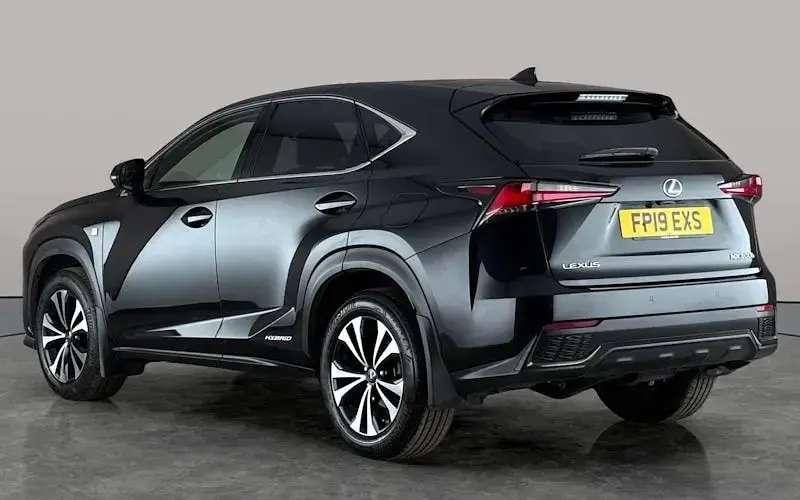 Used Lexus NX300h Sport Line 197 HP (144 kW) 2019 Black SUV