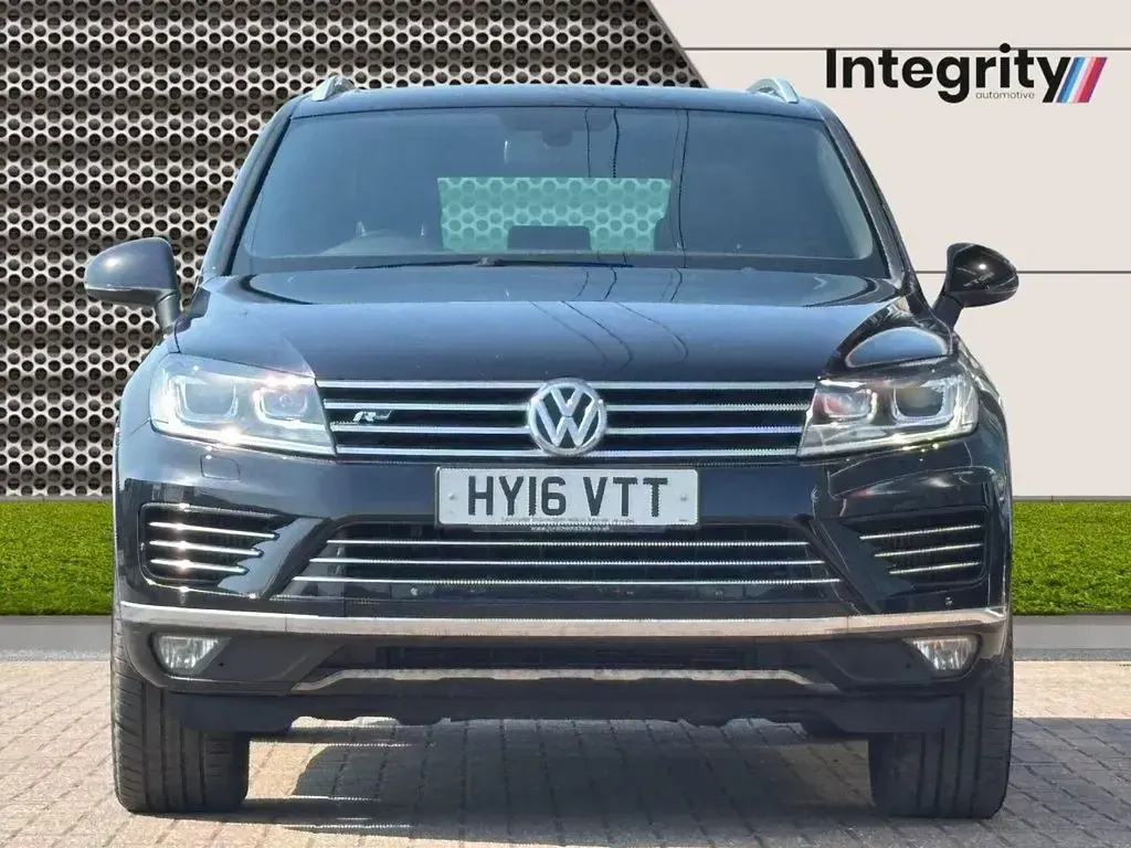 Used VW Touareg R-line 2016 Black SUV