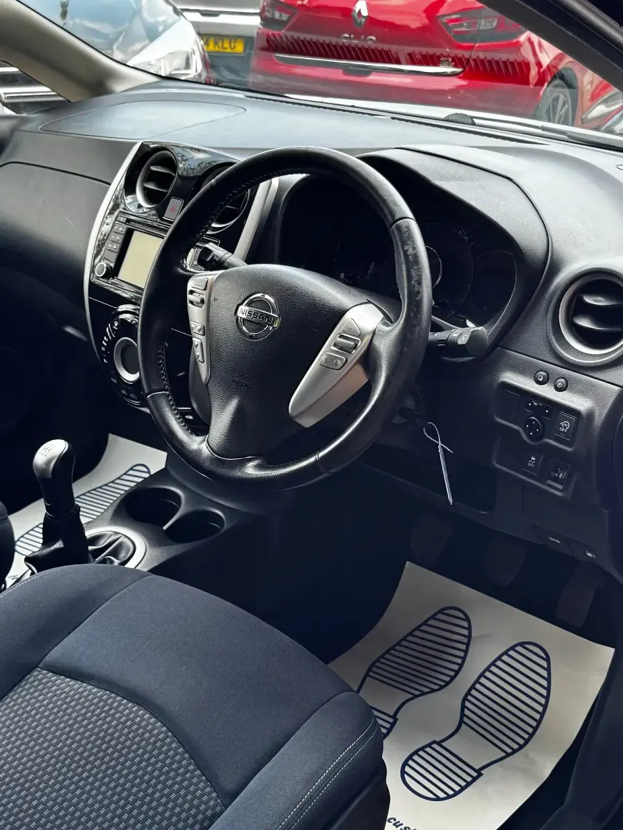Used Nissan Note Acenta Premium 90 HP (66 kW) 2017 Black Hatchback