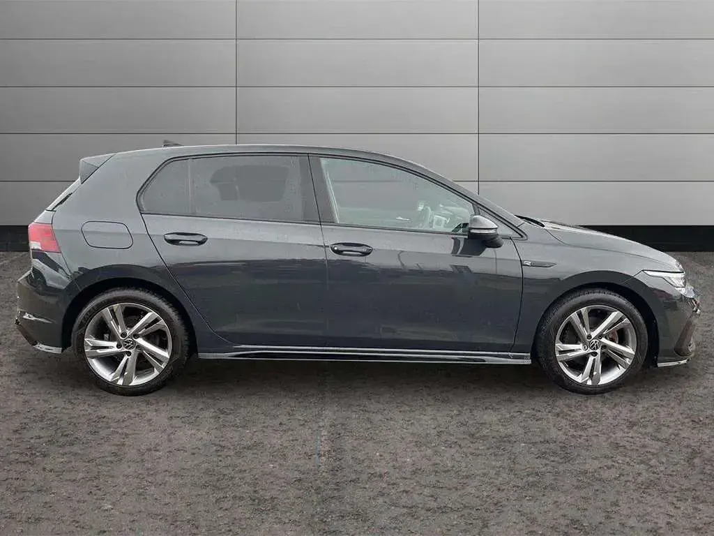 Used VW Golf VIII R-line 128 HP (94 kW) 2023 Grey Hatchback