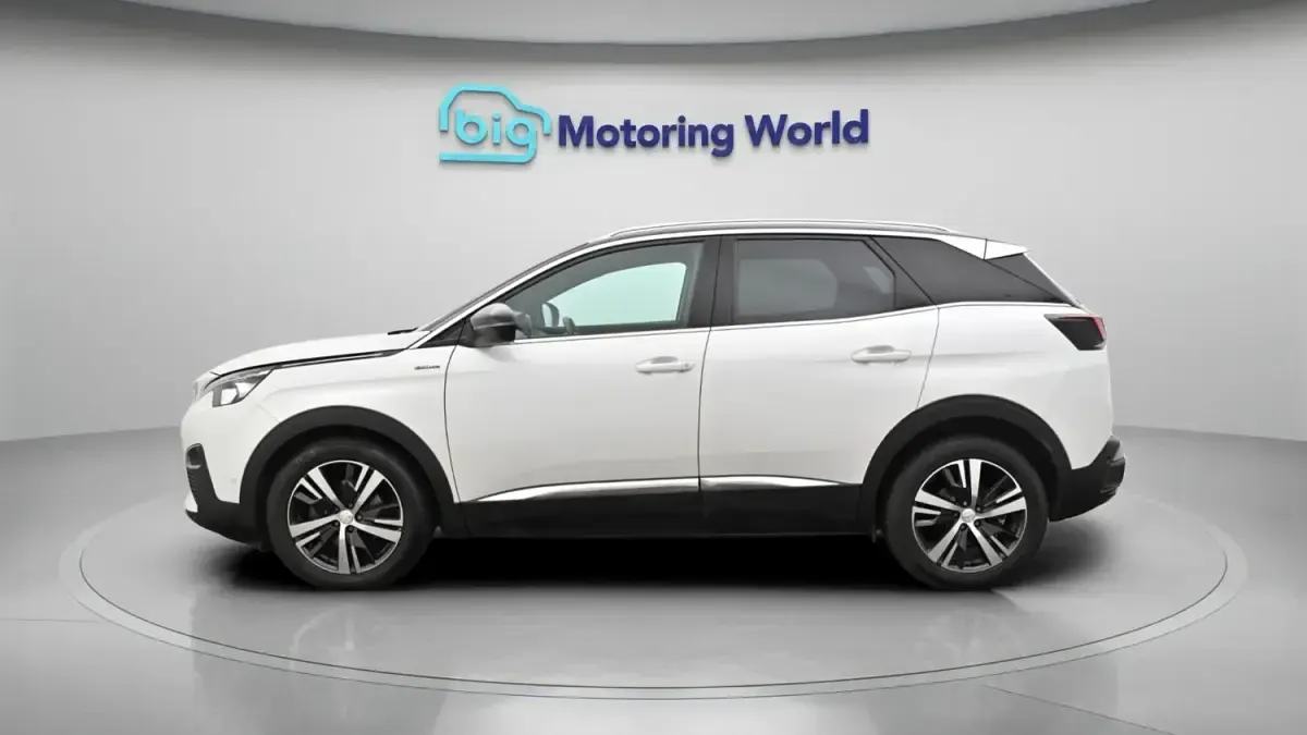 Used Peugeot 3008 GT-line 131 HP (96 kW) 2019 White SUV