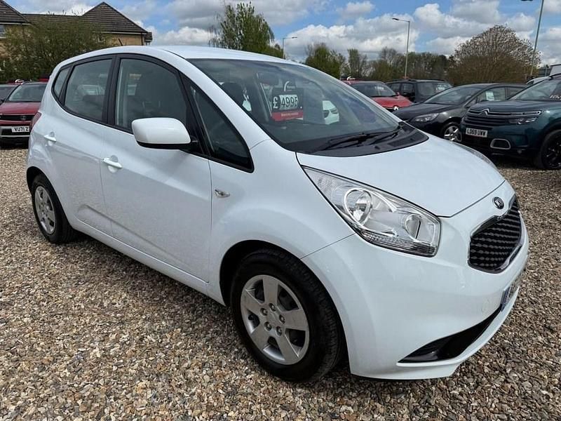 Used Kia Venga Air 90 HP (66 kW) 2017 White Hatchback