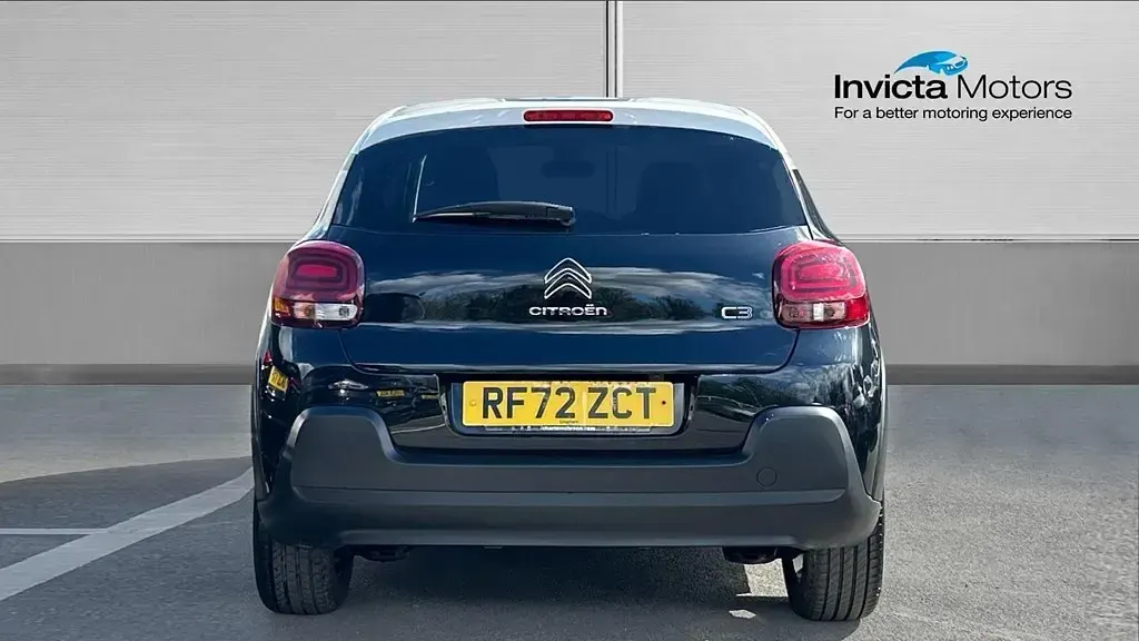 Używany Citroën C3 PureTech 83 KM (61 kW) 2023 Czarny Hatchback