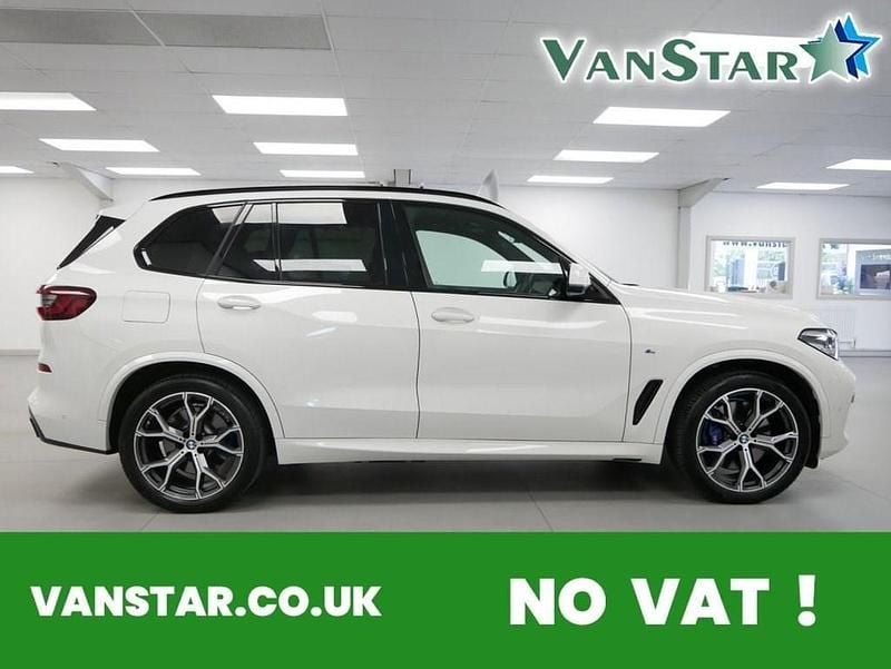 Used BMW X5 M Sport 394 HP (289 kW) 2021 White SUV