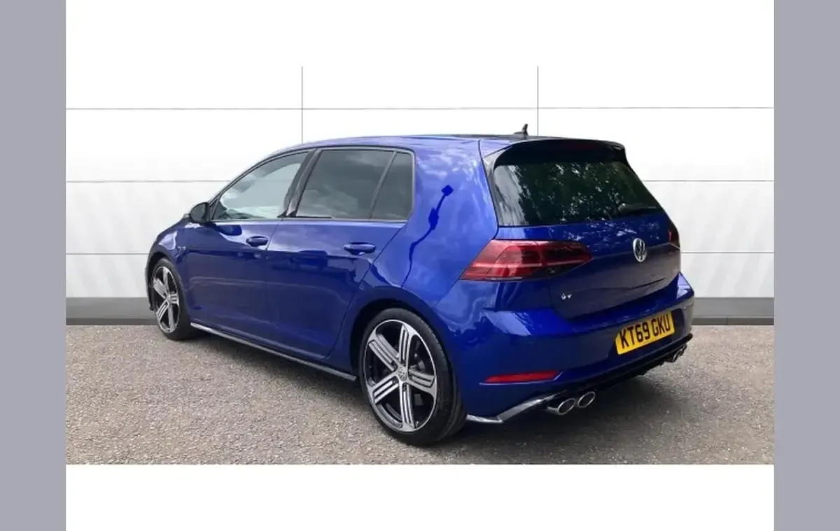 Used VW Golf VII R 300 HP (220 kW) 2019 Blue Hatchback