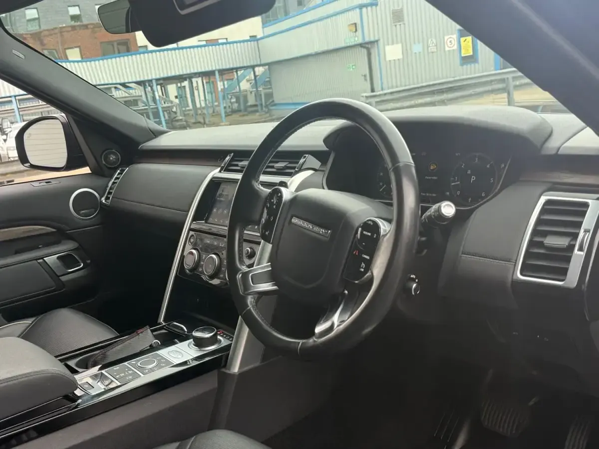 Used Land Rover Discovery 5 HSE 2019 Grey SUV