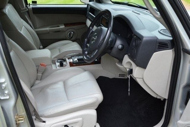 Used Jeep Commander 215 HP (158 kW) 2007 SUV