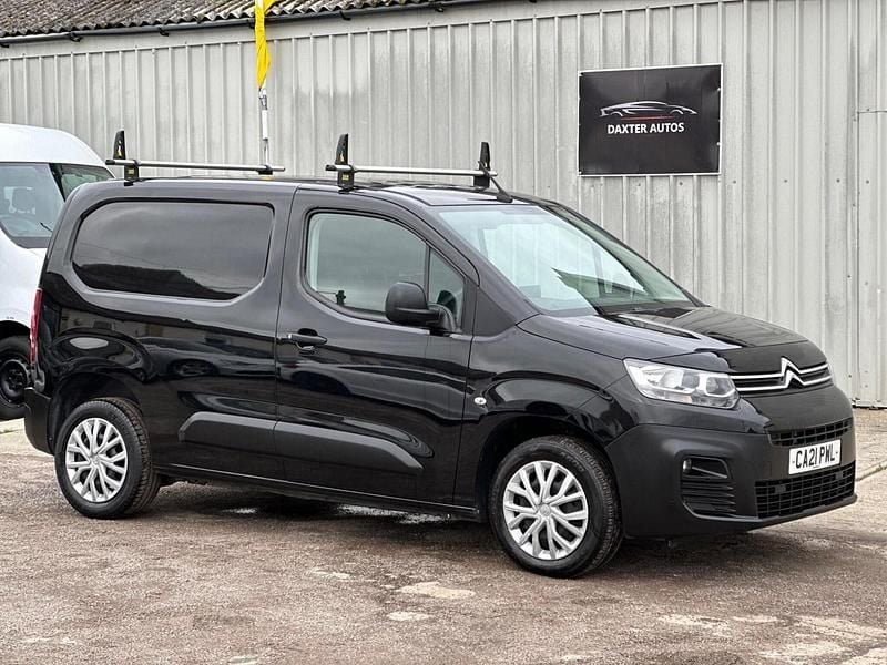 Used Citroën Berlingo PureTech 110 HP (80 kW) 2021 Black MPV