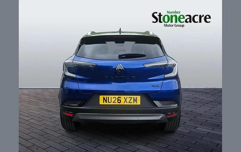 Nouă Renault Captur Esprit Alpine 155 CP (114 kW) 2026 Other SUV