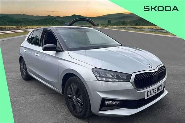 Brilliant silver metallic body / black magic pearl effect roof Used 2023 Skoda Fabia Colour Edition Hatchback | £17,000 (Fair price) - Image 1/4